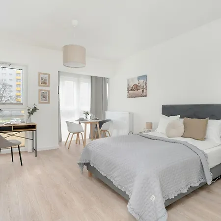 Minimalist Wojciechowskiego With Parking In By Renters Познань